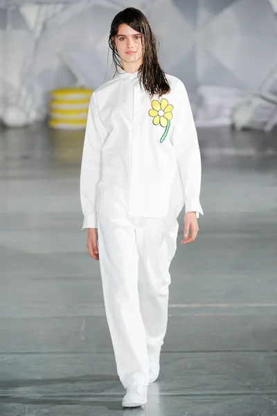 Look 14